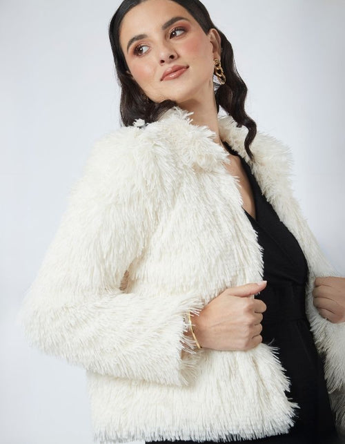 Abrigo Genesis Perla