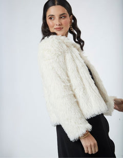 Abrigo Genesis Perla