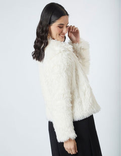 Abrigo Genesis Perla