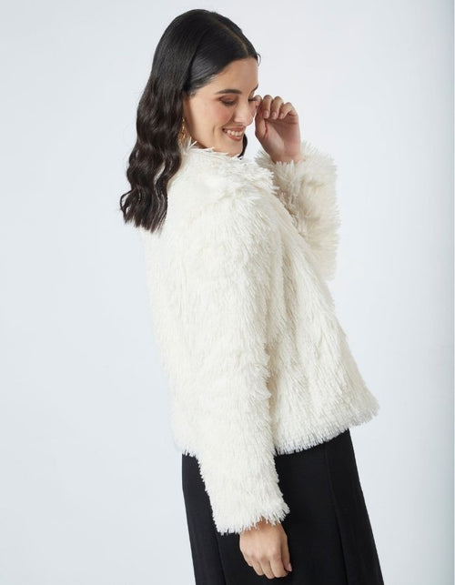 Abrigo Genesis Perla