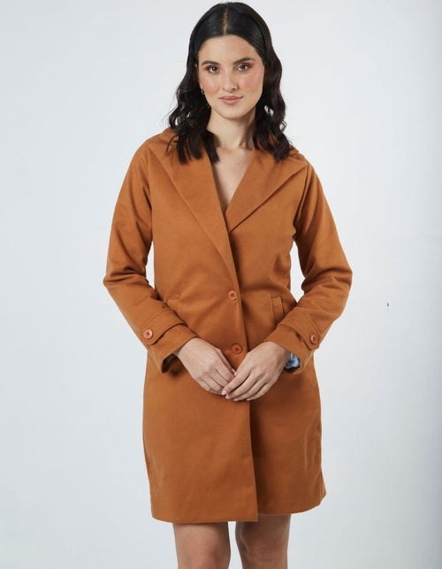 Abrigo Tana Camel