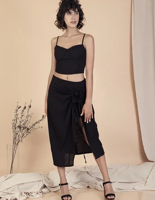 Falda Ada