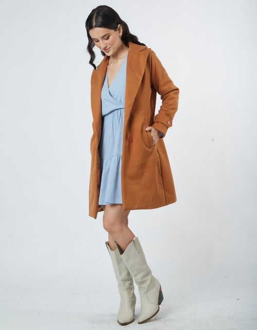 Abrigo Tana Camel