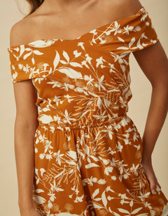 Enterizo Tamara Camel/Blanco